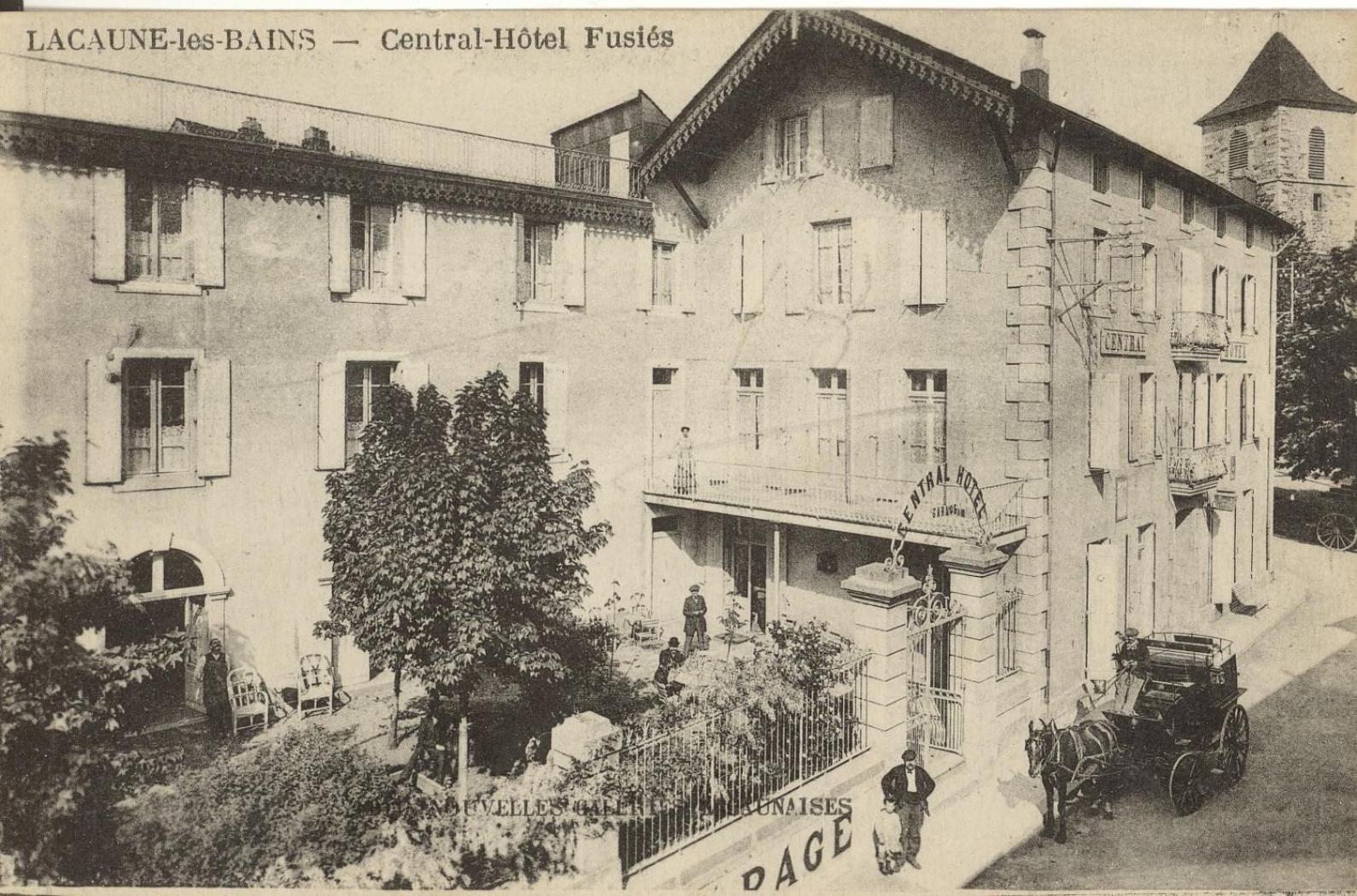 Logis Le Relais De Fusies Hotell Lacaune Exteriör bild